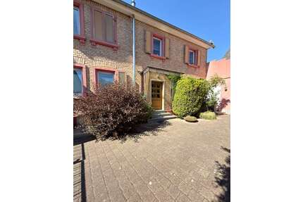 Haus zum Kaufen in Egelsbach 796.000,00 € 178.4 m²