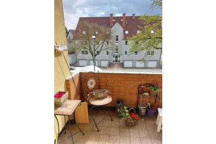 Freundliche 2-Zimmerwohnung mit Balkon - Burgdorf