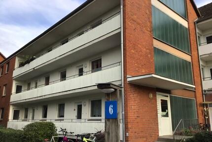 Modernisierte 2,50-Zimmer-Wohnung mit Balkon - Lübeck Sankt Jürgen