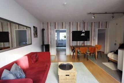 -Vollmöblierte 1,5 Zimmerwohnung mit Kachelofen- - Augsburg Innenstadt