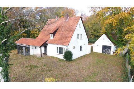 Bestandsimmobilie mit großem Gestaltungsspielraum, bereit für Ihre Vision - Petershagen