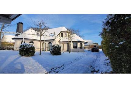 Grosszügiges Architektenhaus in reizvoller Lage von Schwerin