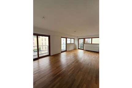 Wohnung zum Mieten in Frankfurt 1.350,00 € 75 m²