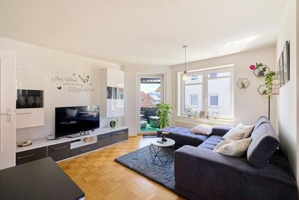 Helle 2-Zimmer-Wohnung mit Balkon & Top-Lage in Gomaringen