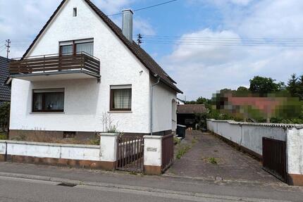 Einfamilienhaus in guter Wohnlage für Familien undGartenliebhaber - Jockgrim