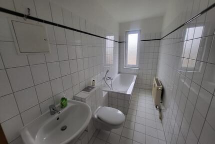 2-Raum Wohnung in Chemnitz in ruhiger Lage, mit Einbauküche