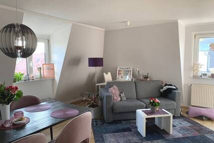 Tolle Studentenwohnung * WG geeignet * im 5. OG mit Balkon u. gehobener Ausstattung *Südvorstadt* - Leipzig