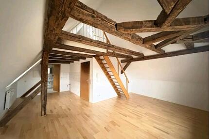 WARTELISTE wunderschöne 2 Zimmer Wohnung zu vermieten, Markplatz - Vaihingen an der Enz