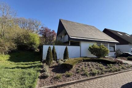 Architektenhaus in bester Lage von Dillingen - Pachtener Heide