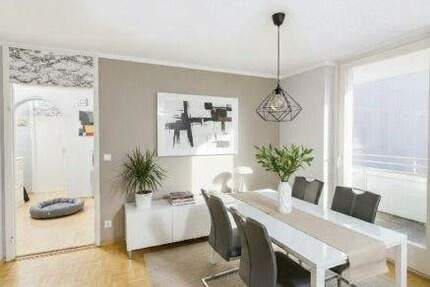 Wohnen mit Weitblick: Attraktive 3-Zimmer-Wohnung mit umlaufendem Balkon in bester Lage von Planegg