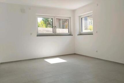 NEUBAU 36m² Souterrain - Einliegerwohnung Mietwohnung - Beratzhausen
