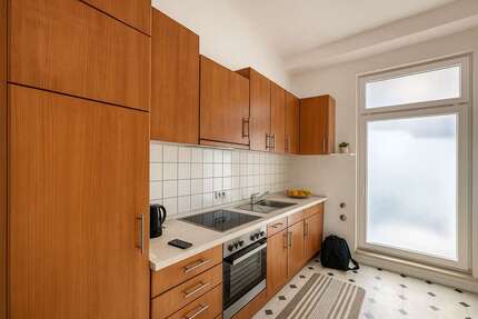 Wohnung zum Kaufen in Düsseldorf 250.000,00 € 75.28 m²