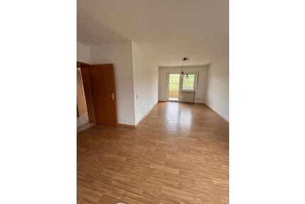 3 Zimmer Wohnung Oberaula - 913,00&nbsp;EUR Kaltmiete, ca.&nbsp; 102,00&nbsp;m&sup2; in Oberaula (PLZ: 36280)
