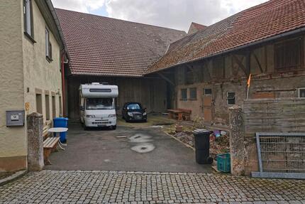 Bauernhof mit Stallungen und (Scheune)zu vermieten. - Weikersheim