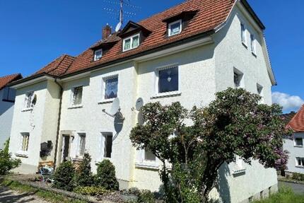 5 Familienhaus mit 5 Garagen provisionsfrei zu verkaufen - Hochstadt am Main