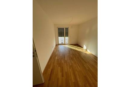 Moderne 3-Zimmer mit Einbauküche, Balkon und Tiefgarage - Stein