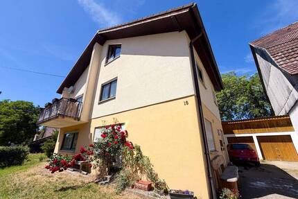 Mehrfamilienhaus mit Nebengebäuden und großem Grundstück - ideal für Pferdehalter - Künzelsau Oberhof