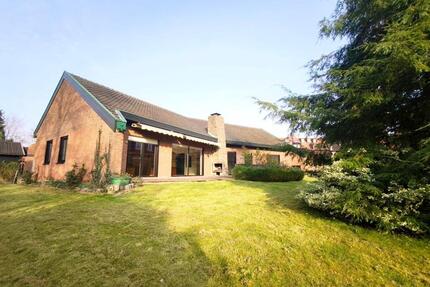 Gewerbliche Vermietung für Monteure und Mitarbeiter. Einfamilienhaus, 160 m², 4 SZ, mit Garten, mitten in der Stadt Haselünne.