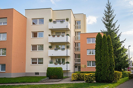 Lichtdurchfluteter Wohntraum mit Sonnenbalkon - Wohnen am Kurpark in Bad Windsheim