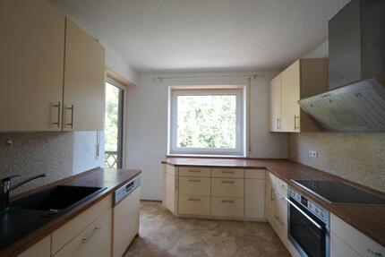 Viel Platz! 4 Zimmer, 2 Balkone, Einbauküche - Wertingen