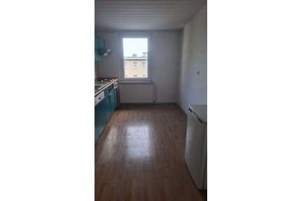 Wohnung zum Mieten in Halle 395,00 € 54.7 m²