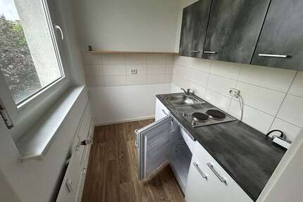 Wohnung zum Mieten in Aschersleben 243,00 € 41.87 m²
