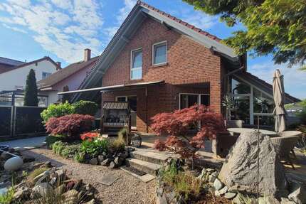 Haus zum Kaufen in Bischofsheim 756.000,00 € 121 m²