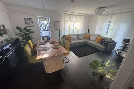 Haus zum Kaufen in Henstedt-Ulzburg 1.250.000,00 € 217 m²