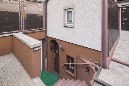 Raum für Ideen: Sanierungsbedürftige Souterrain-Wohnung in zentraler Lage - Bottrop Stadtmitte