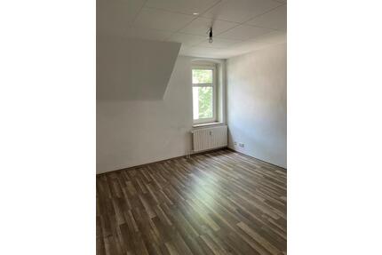 3-Zimmer-Wohnung mit nueem Vinylboden Duisburg Obermarxloh