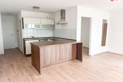 Wohnung zum Mieten in Plauen 280,00 € 41.6 m²