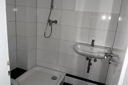 Wir renovieren für Sie! Mit Boden und Tapeten ab 01.06 bezugsfertig! - Gelsenkirchen Gelsenkirchen-Nord