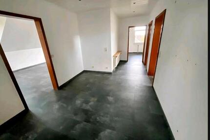 3-Zimmer-Hausetage mit Balkon & Stellplatz - Cremlingen