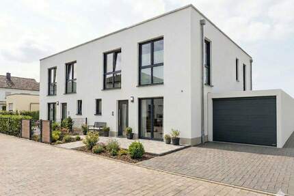 NEUBAU Erstbezug DHH mit Garage | PV + Wärmepumpe | 3 Bäder | 173 qm | provisionsfrei | Top Lage - Laudenbach