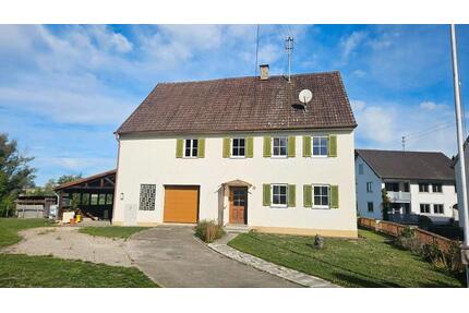 Mietshaus mit Garten - 1.500,00&nbsp;EUR Kaltmiete, ca.&nbsp; 118,00&nbsp;m&sup2; in Aichen (PLZ: 86479)