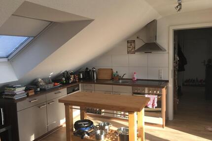 Schicke 3,5 Zimmer Wohnung mit Dachterrasse und Stellplatz ! - Deckenpfronn