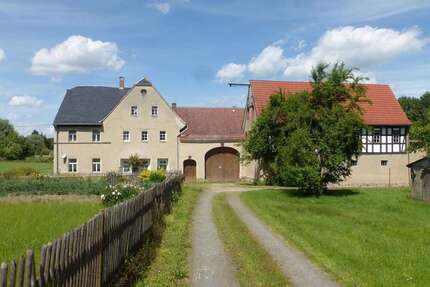 Haus zum Kaufen in Nobitz 330.000,00 € 250 m²