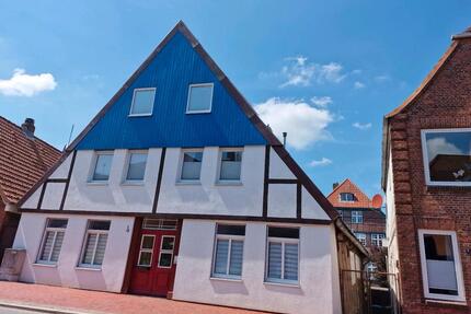 Stilvolle 3 Zi Maisonettewohnung zum Wohlfühlen - Wilster