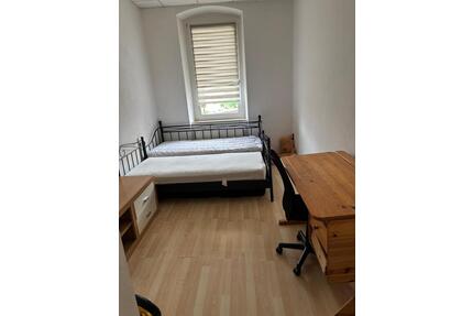 Helle 85m² Wohnung im Erdgeschoss – Ab sofort frei! - Hof Altstadt