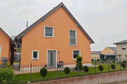 Schönes Einfamilienhaus mit Garten in Sengenthal - Neumarkt in der Oberpfalz Altenhof