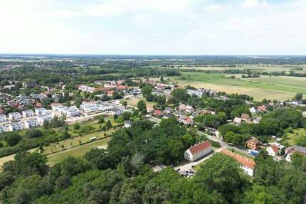 Grundstück zu verkaufen in Zossen 300.000,00 € 7568 m²