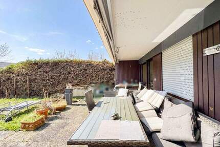 Terrassenhaus mit eigenem Garten, Terrasse und Garage in Weinstadt-Beutelsbach - Weinstadt / Beutelsbach