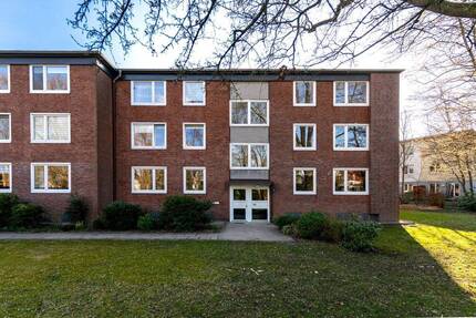 Wohnen zum Wohlfühlen: 2,5-Zimmer-Wohnung mit Balkon in ruhiger Lage - Hamburg Eidelstedt