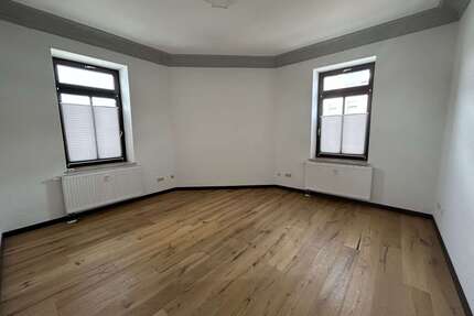 Wohnung zum Mieten in Zwickau 460,00 € 65.76 m²