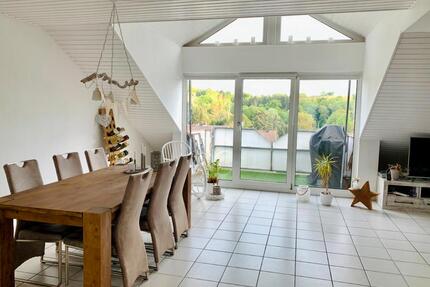 3 Zimmer Wohnung mit Balkon in Rüdesheim *provisionsfrei*