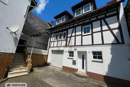 Haus zum Kaufen in Gladenbach 239.000,00 € 350 m²