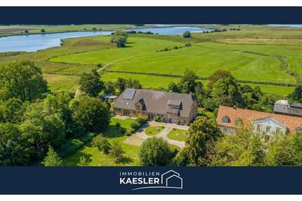 Haus zum Kaufen in Gingst (Rügen) 900.000,00 € 342.67 m²