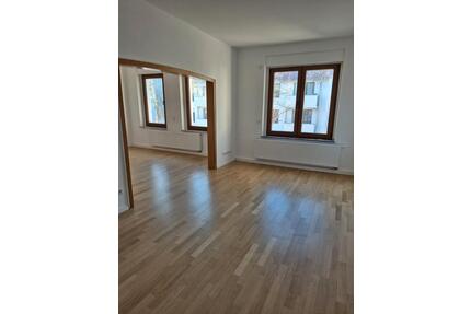 Helle, kernsanierte 3-Zimmer-Altbauwohnung – Bochum-Eppendorf (89
