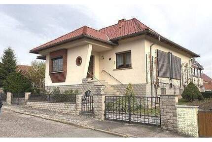 EFH im Bungalowstil mit Garten in Roßleben