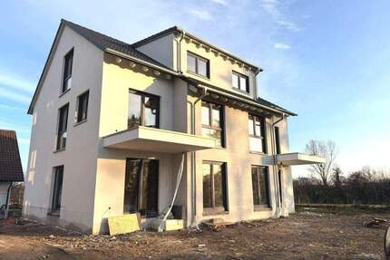Mit KFW Förderung: Großzügige Doppelhaushälfte in Traumlage - Hördt